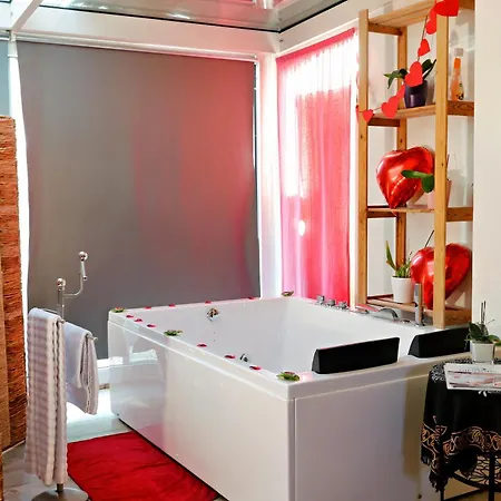 Ragaraja Private Suite & Spa-2