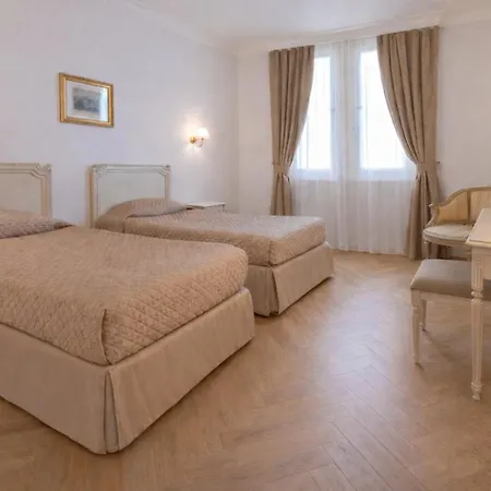 Grand Hotel Moderne-2