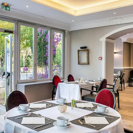 Hotel Chateau De La Tour Cannes-3