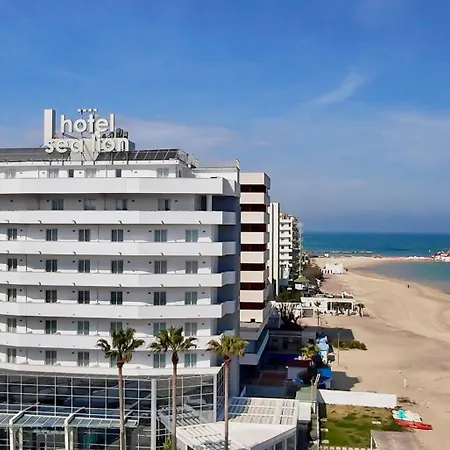 Sea Lion Hotel-2