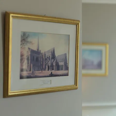 Harveys Guest House-3