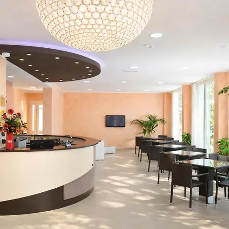 Hotel Favorita Easy Stay B&B-2