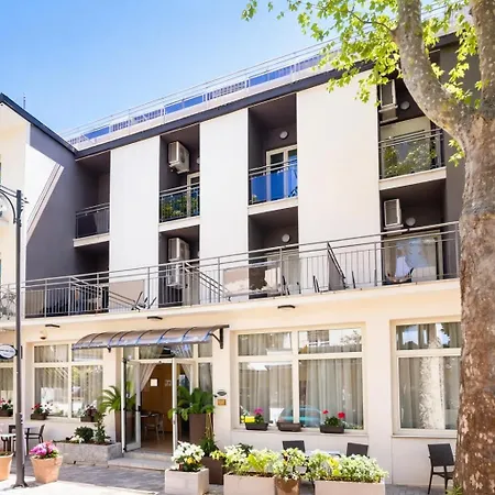 Hotel Villa Tina Easy Stay Room Only-2