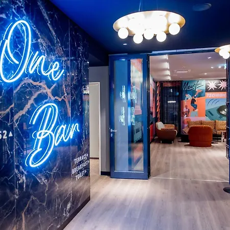 Motel One Berlin-Potsdamer Platz-2