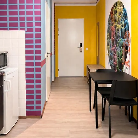 Amsterdam Teleport Hotel - Free Parking-2