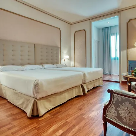 Hotel Roger De Lluria-2