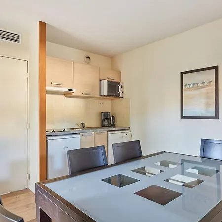 Appart'Hotel Odalys City - Antibes Olympe-2