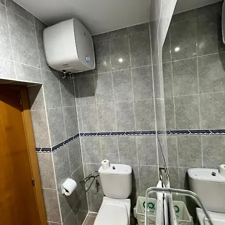 Thc Gran Via Hostel-3