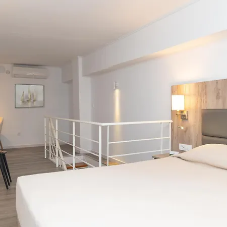 Kosta Palace-2