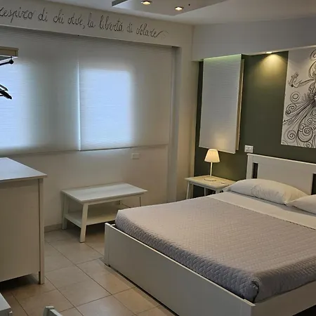 B&B Triskèles Adult Only-2
