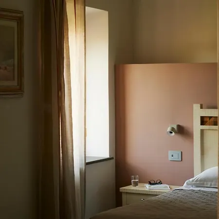 La Piazzetta Rooms-2