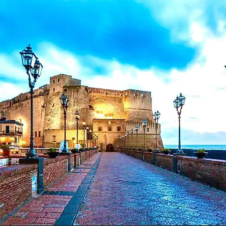 Napoli Storia e Mare-2