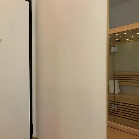 4 Star Suite Spa - Self Check-In-3