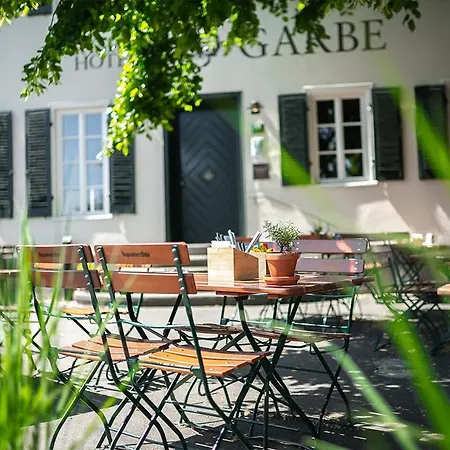 Hotel Wirtshaus Garbe-3
