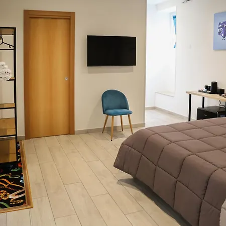 5 Santi Rooms-2