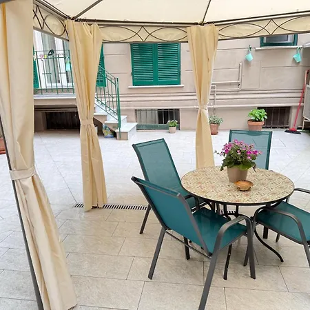 Lina Suites & Rooms-3