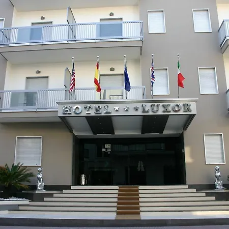 Hotel Luxor-3