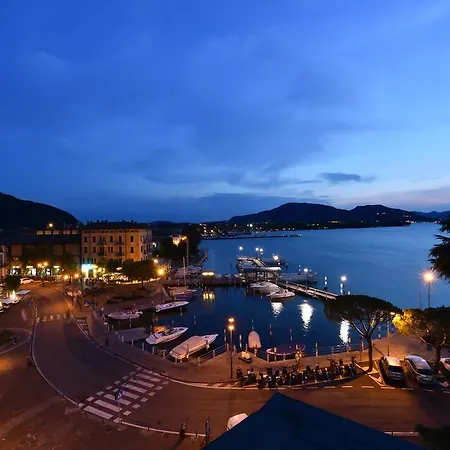 Ambra Hotel - The Only 3 Star Central Lakeside Hotel In Iseo-2