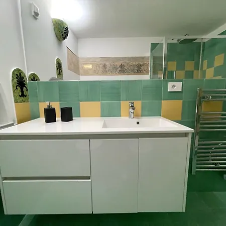 Vinny'S Relais-3