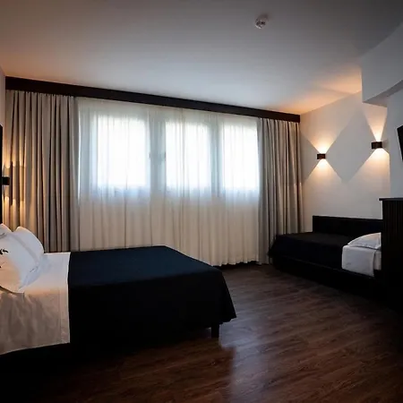 Twentyone Hotel-2