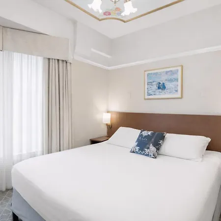 Cornell Hotel de France-3