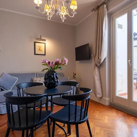 Serristori Palace Residence-3
