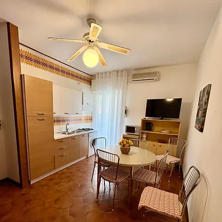Appartamenti Residence Foscolo-3