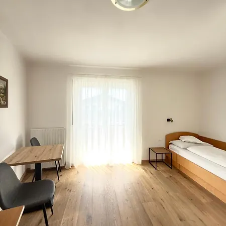 Garni Hotel Dorothea-2