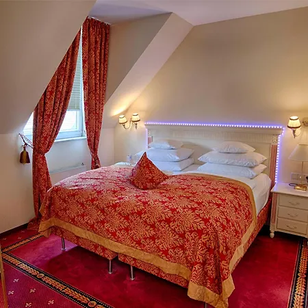 Hotel Augusta Am Kurfuerstendamm-3