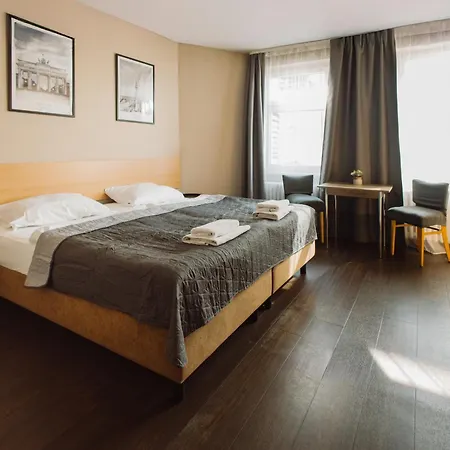 Happy Hotel Berlin-2