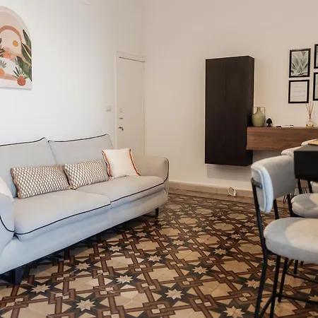 Casanova Rooms And Apartment To Rent-3