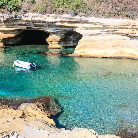 Baia delle Rocce Verdi Resort-2