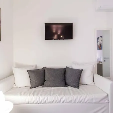 Mincio Relais Rooms & Pool-3