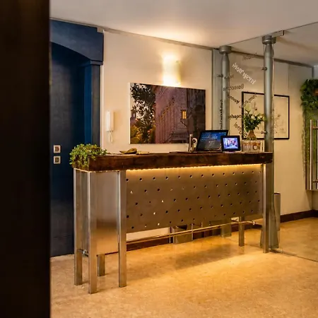 Boutique Rooms 3 0-3