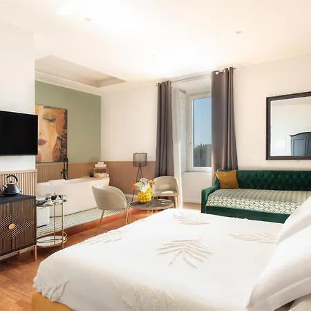 Mareluna Rooms-3
