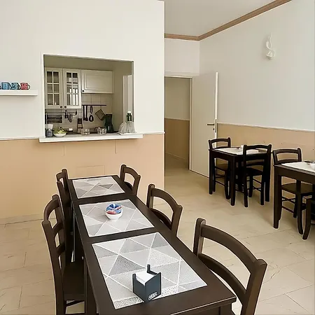 Margherita Rooms-2
