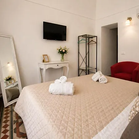 Immacolata Rooms-2