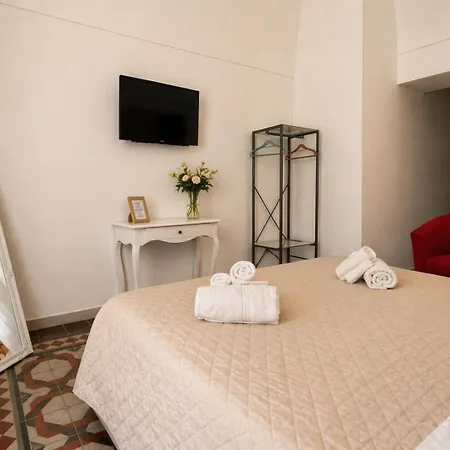 Immacolata Rooms-3