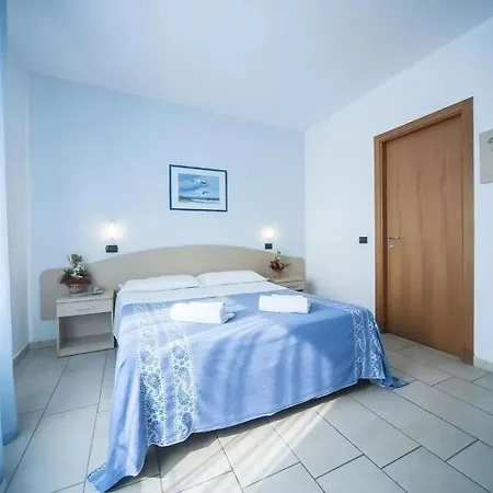 Hotel Lorenzo-3
