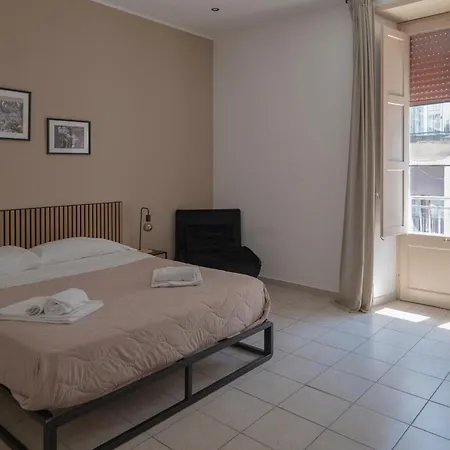 Rocca Rooms-2