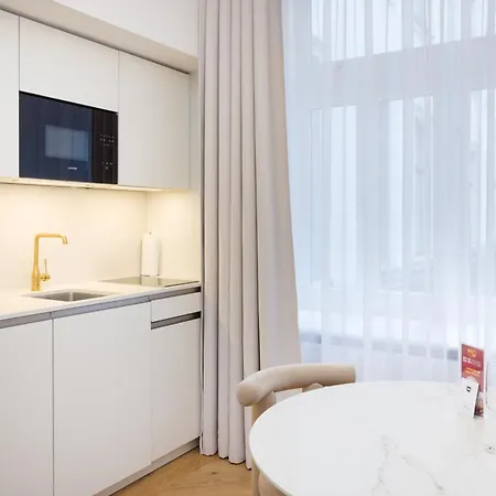 Rafael Kaiser - Signature Apartments City Centre-2