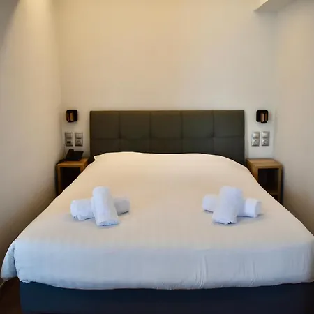 Xenophon Hotel-2