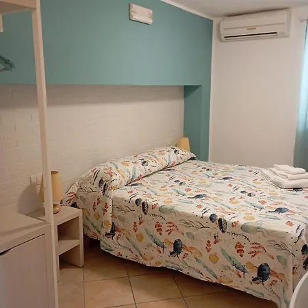 Roccabianca Rooms&Studios-2
