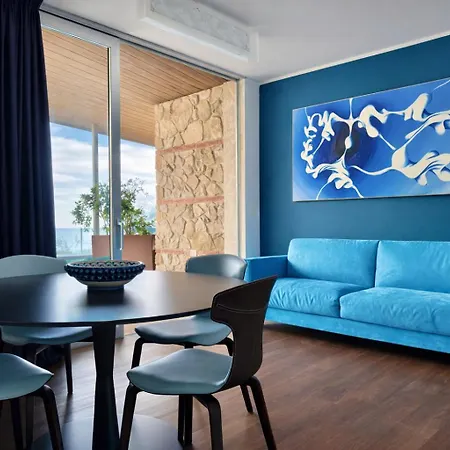 Isola Bella Infinity Suites-2