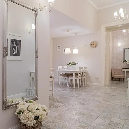 Serenity Boutique Budapest-3