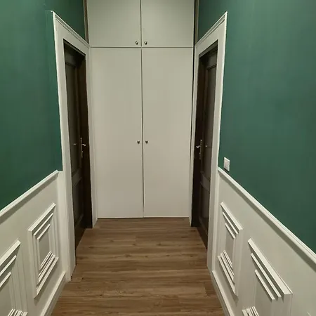Vanzi Rooms-3