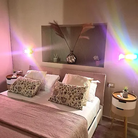 Concept b&b naples- camere moderne con balcone vicino al centro-3