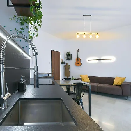 Fabula - Studio&Private Rooms-2