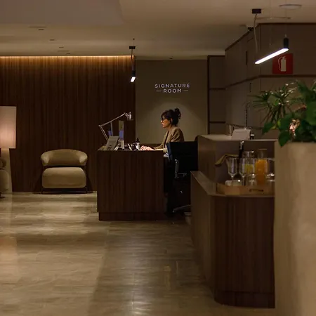 Aparthotel Mariano Cubi Barcelona-3