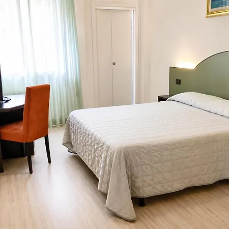 Hotel Sirena-3